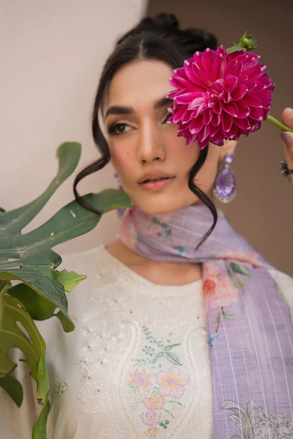 Neeshay | Symphony Luxury Lawn 24 | Opus - Rang-e-Khaas