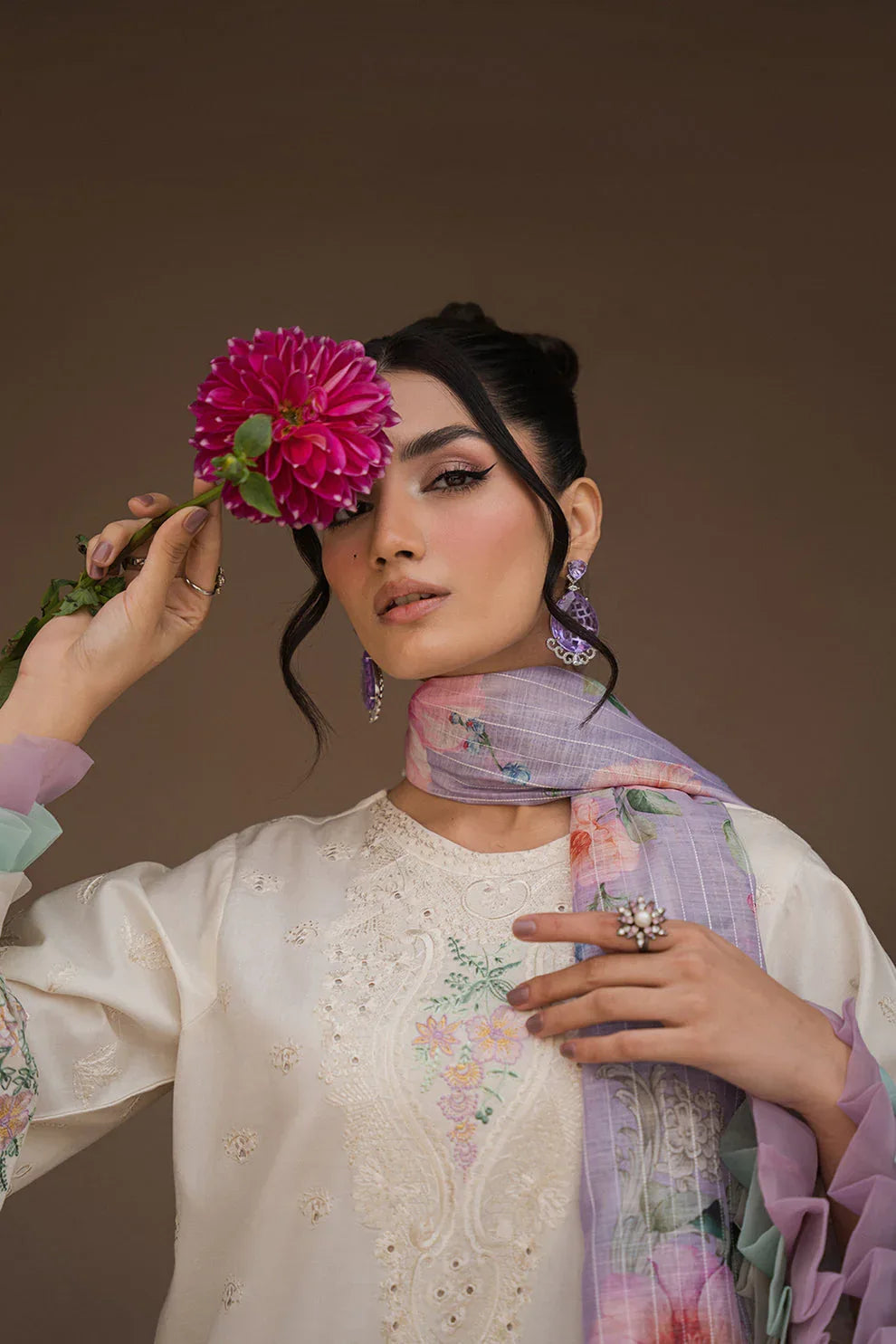 Neeshay | Symphony Luxury Lawn 24 | Opus - Rang-e-Khaas
