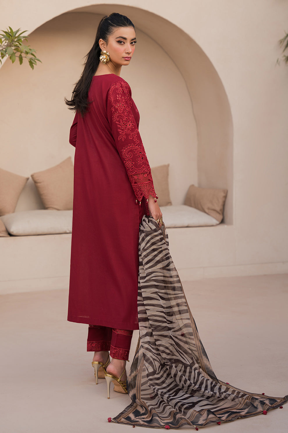 Neeshay | Symphony Luxury Lawn 24 | Cadence - Rang-e-Khaas