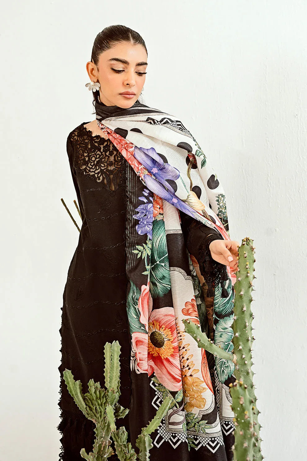 Neeshay | Zoella Lawn Collection | Amara - Rang-e-Khaas
