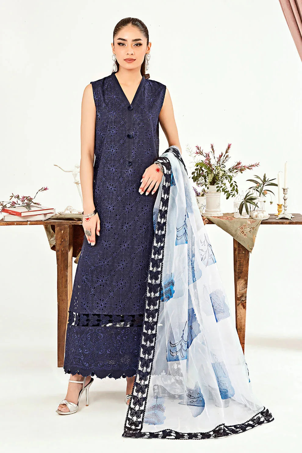 Neeshay | Zoella Lawn Collection | Elara - Rang-e-Khaas