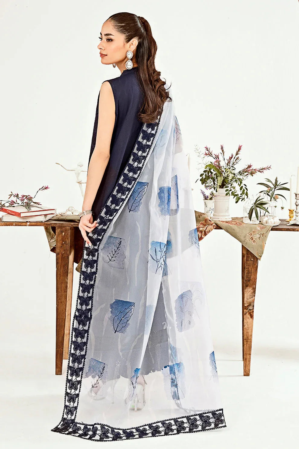 Neeshay | Zoella Lawn Collection | Elara - Rang-e-Khaas