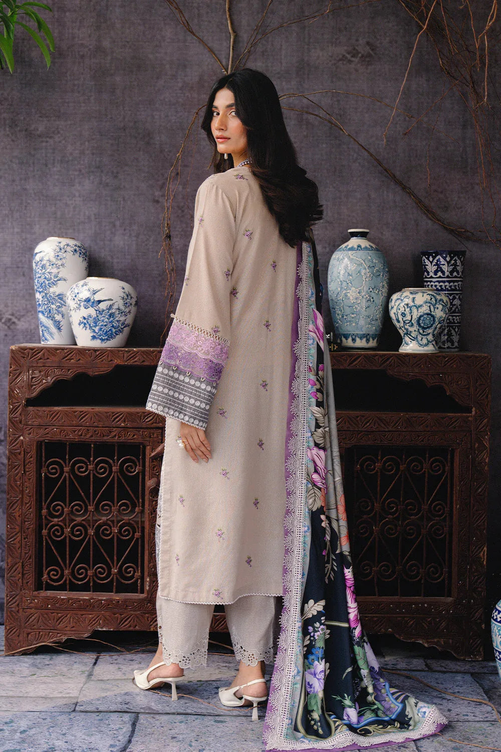 Saira Rizwan | Winter 2024 | REVE-SRW24-06 - Rang-e-Khaas