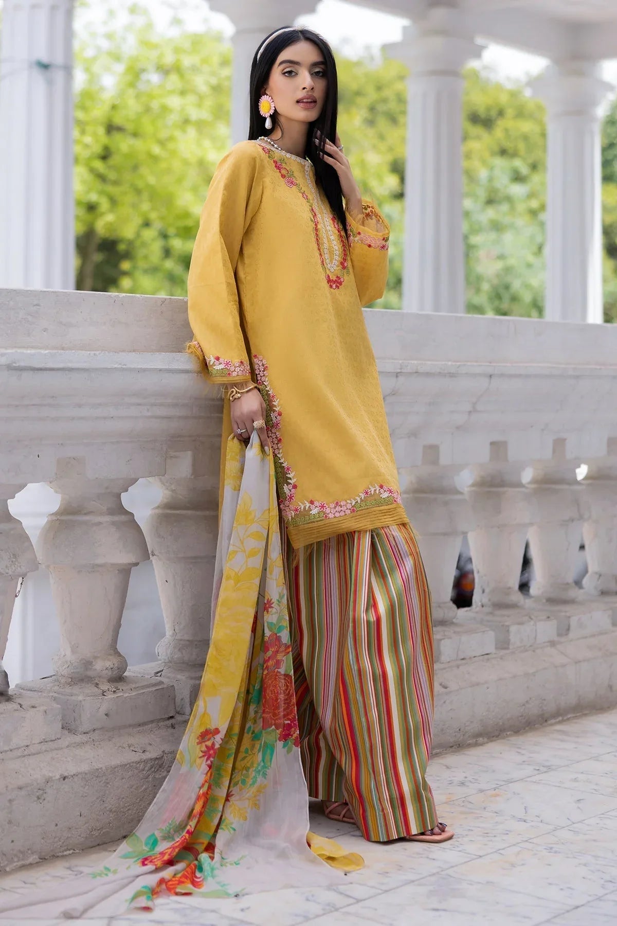 Charizma | Niche Eid Edit | CNP-5-093Z - Rang-e-Khaas