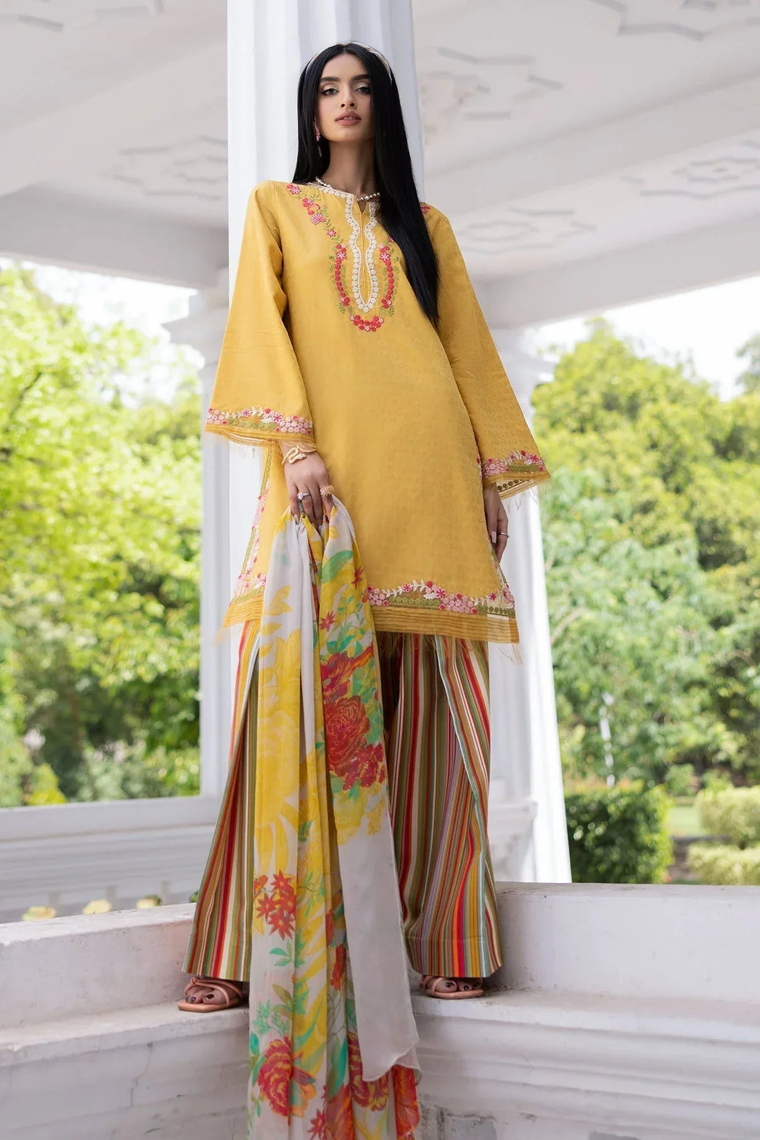 Charizma | Niche Eid Edit | CNP-5-093Z - Rang-e-Khaas