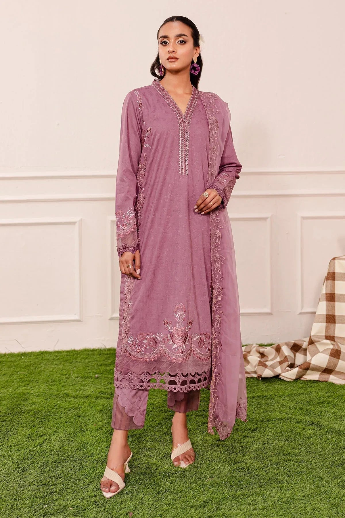 Nureh | Shades Of Summer | NP-470 - Rang-e-Khaas