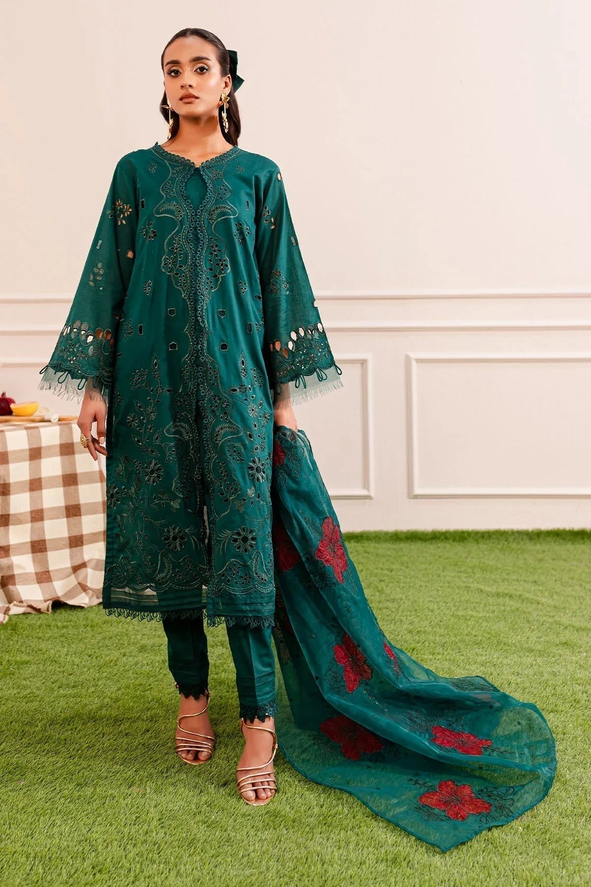 Nureh | Shades Of Summer | NP-478 - Rang-e-Khaas