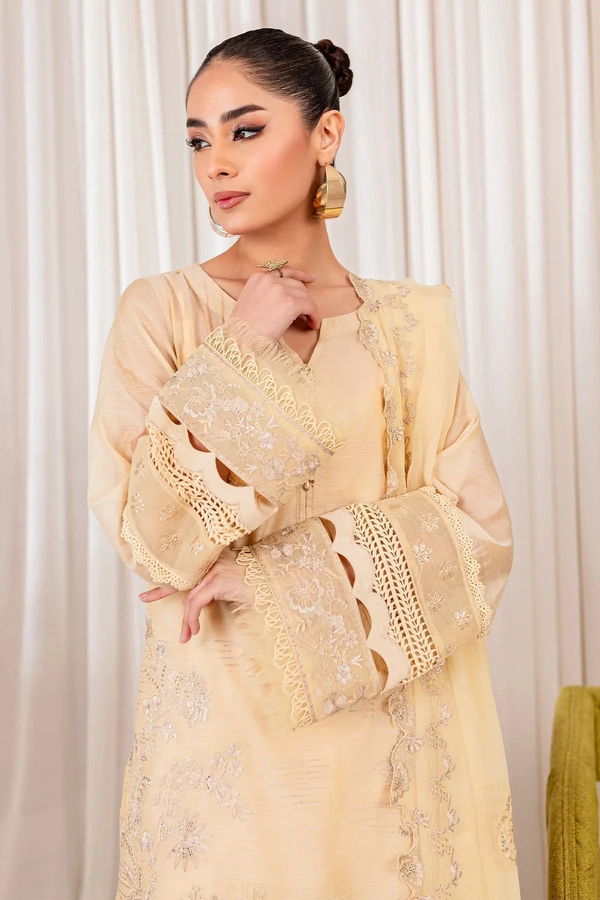 Nureh | Shades Of Summer | NP-454 - Rang-e-Khaas