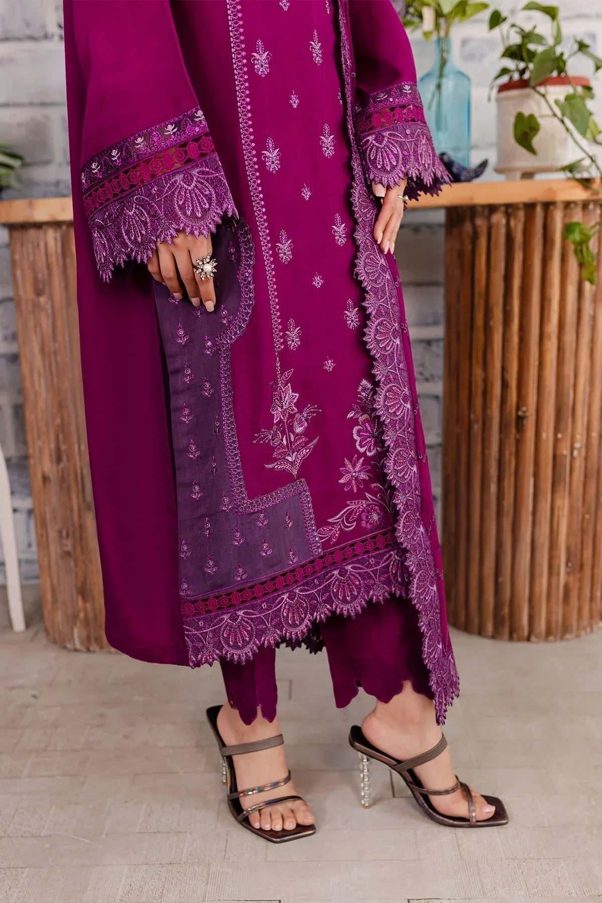 Nureh | Shades Of Summer | NP-494 - Rang-e-Khaas