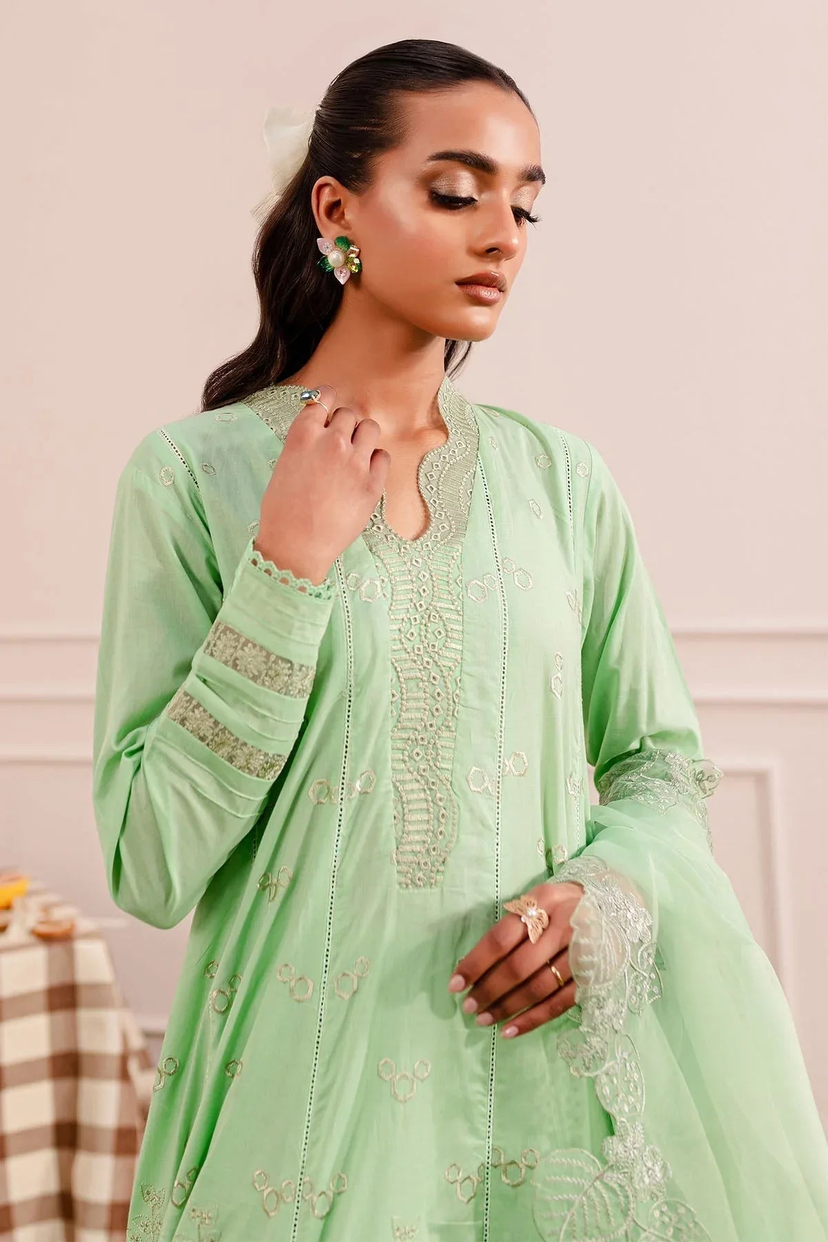Nureh | Shades Of Summer | NP-463 - Rang-e-Khaas