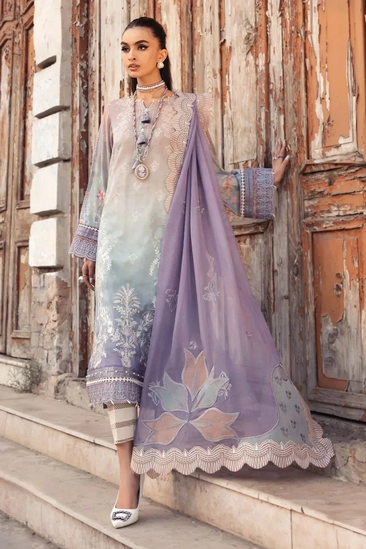 Nureh | Swiss Prints | NS-121 - Rang-e-Khaas