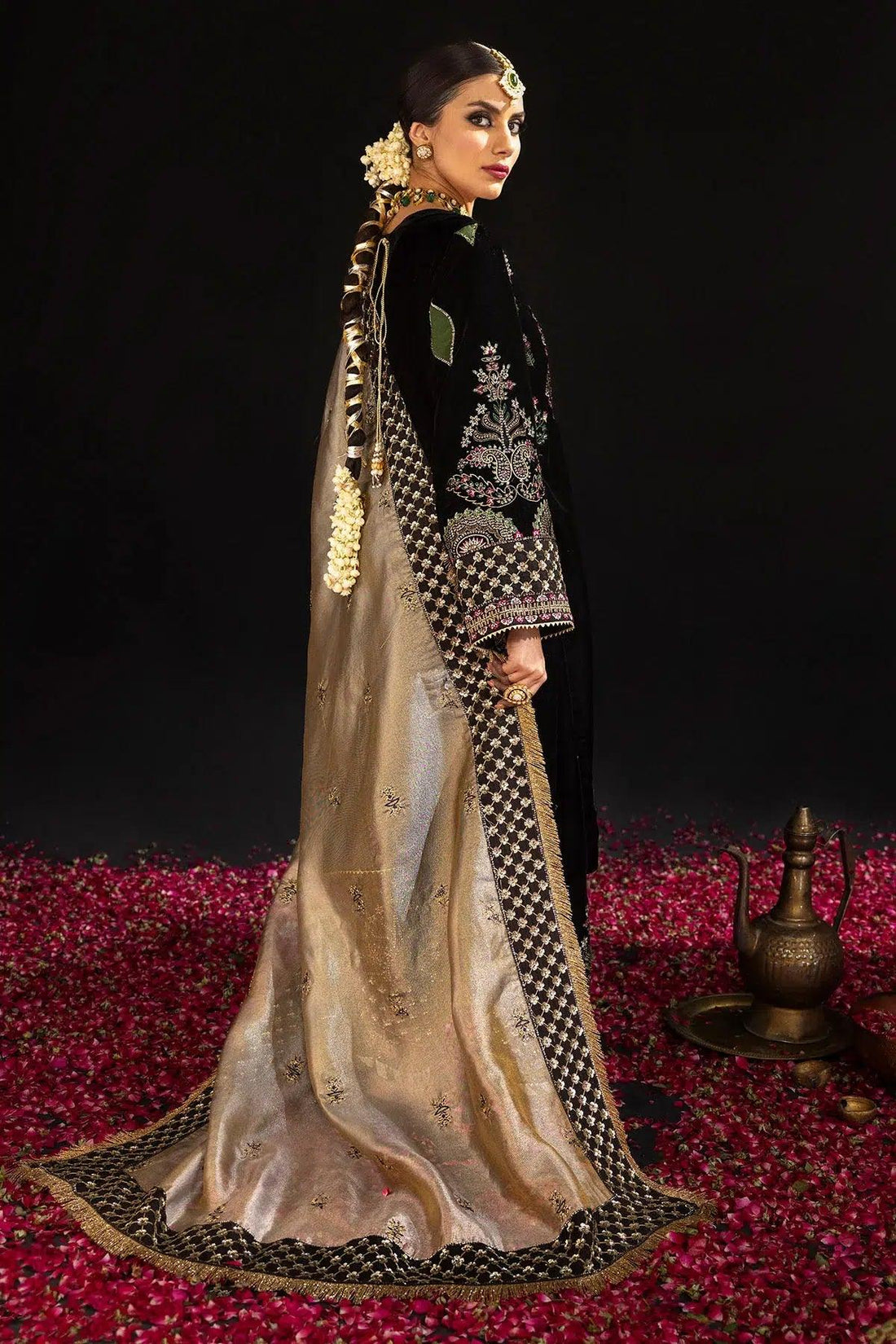 Nureh | Maya Velvet 23 | Morbagh - Rang-e-Khaas
