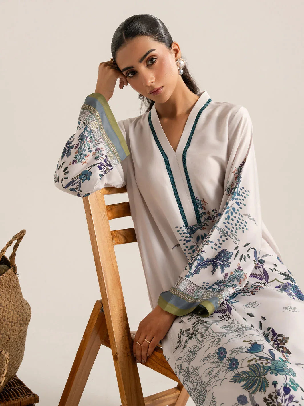 IZEL | Sunset street Pret | PETRA - Rang-e-Khaas