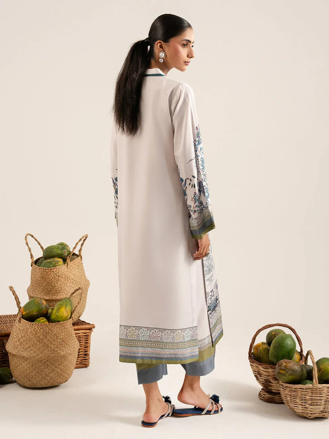 IZEL | Sunset street Pret | PETRA - Rang-e-Khaas
