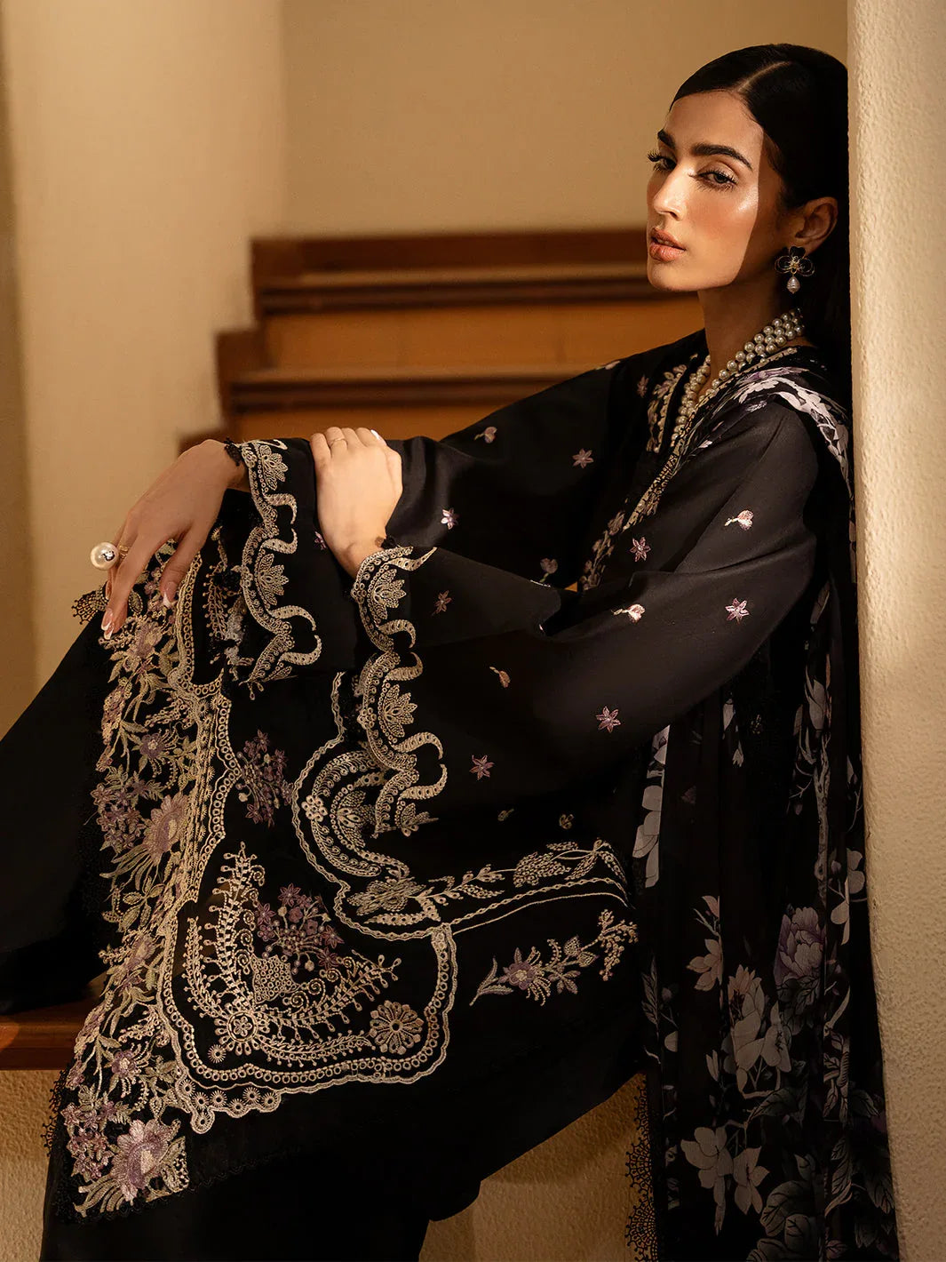 Izel | Dastak Luxury Lawn | QALAH - Rang-e-Khaas