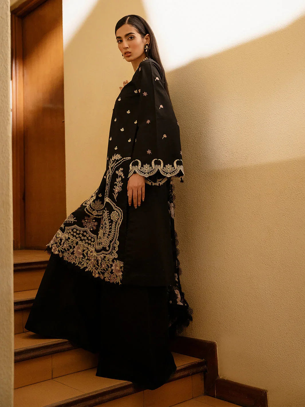 Izel | Dastak Luxury Lawn | QALAH - Rang-e-Khaas