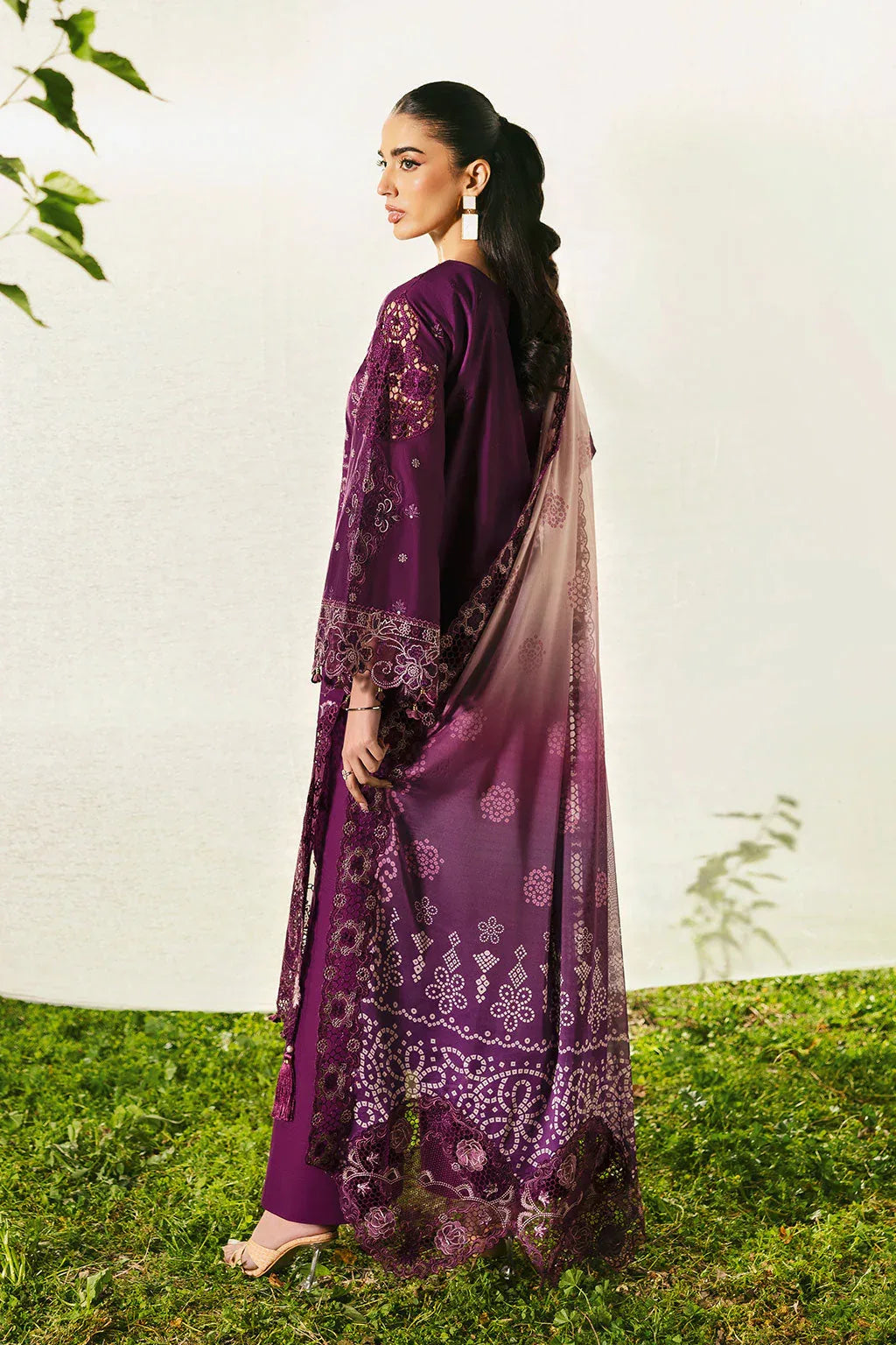 Ramsha | Riwayat Lawn Collection | Y-1305 - Rang-e-Khaas
