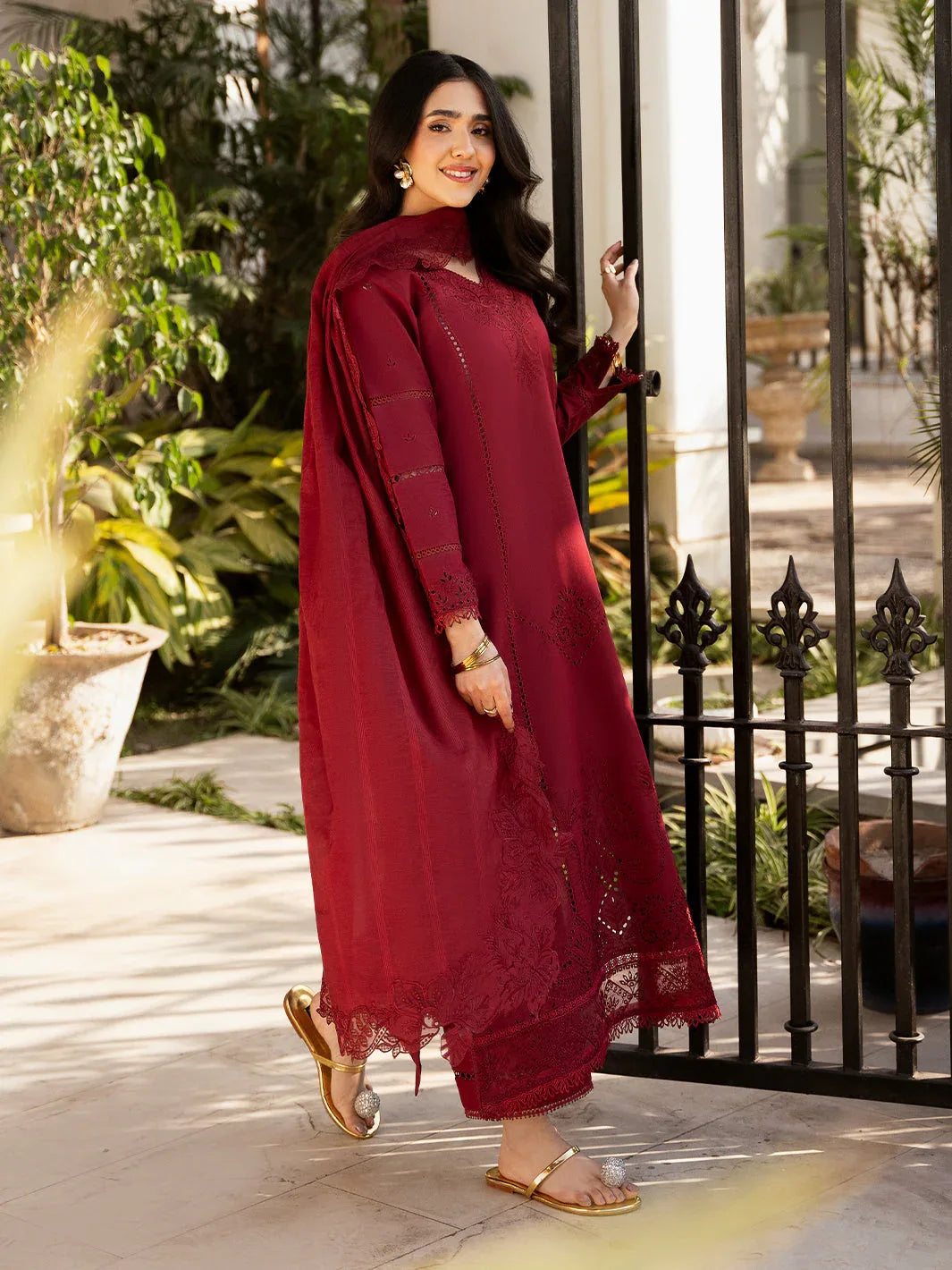 Izel | Mahveen Festive Lawn 25 | RAHMA - Rang-e-Khaas