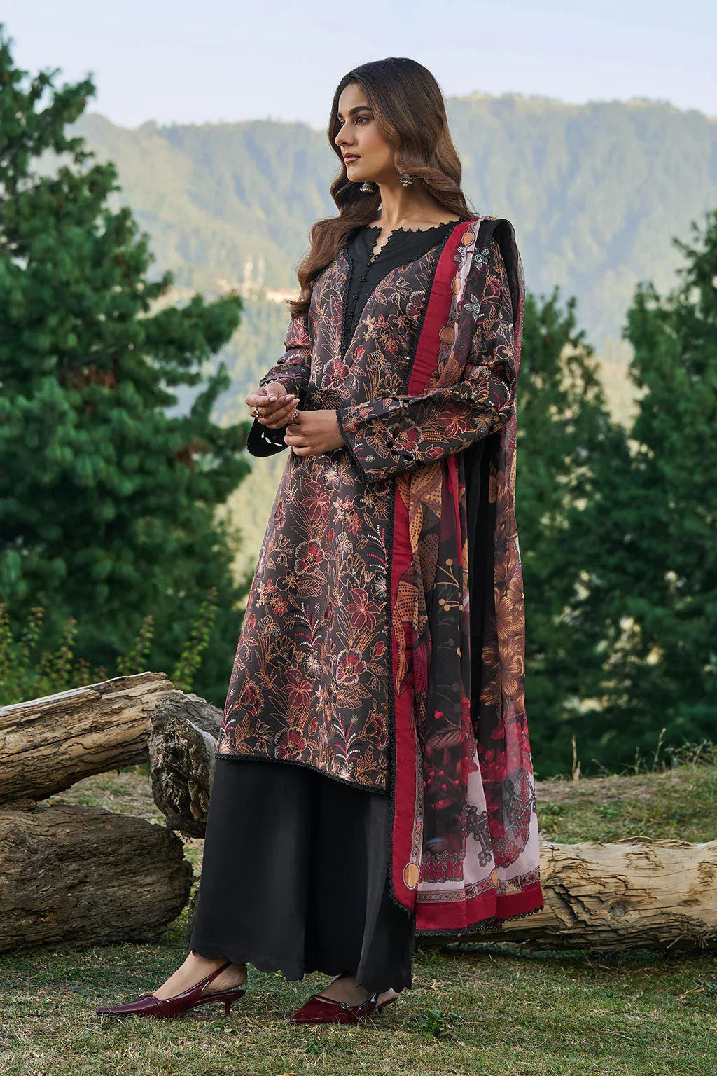 Ramsha | Riwaj Winter Collection | J-705 - Rang-e-Khaas