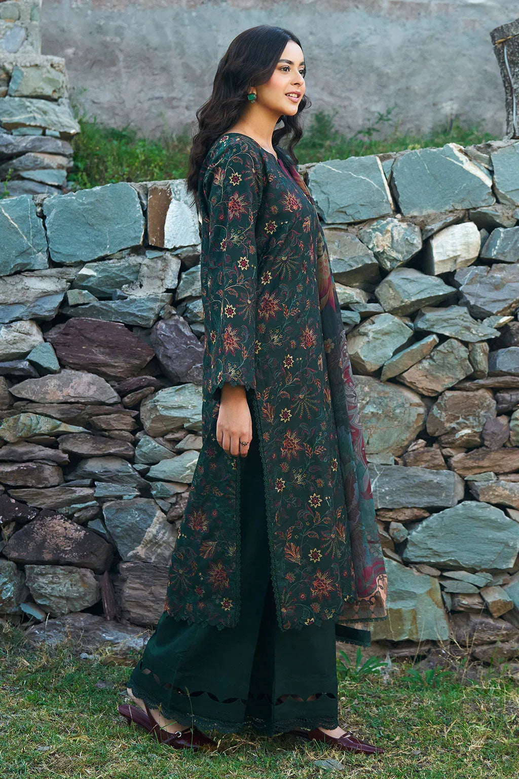 Ramsha | Riwaj Winter Collection | J703 - Rang-e-Khaas