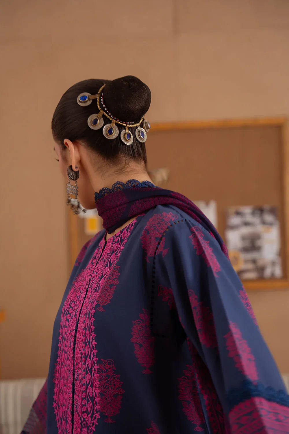 Saira Rizwan | Laanem Summer Lawn 25 | ELARA-B-SRL25-01 - Rang-e-Khaas
