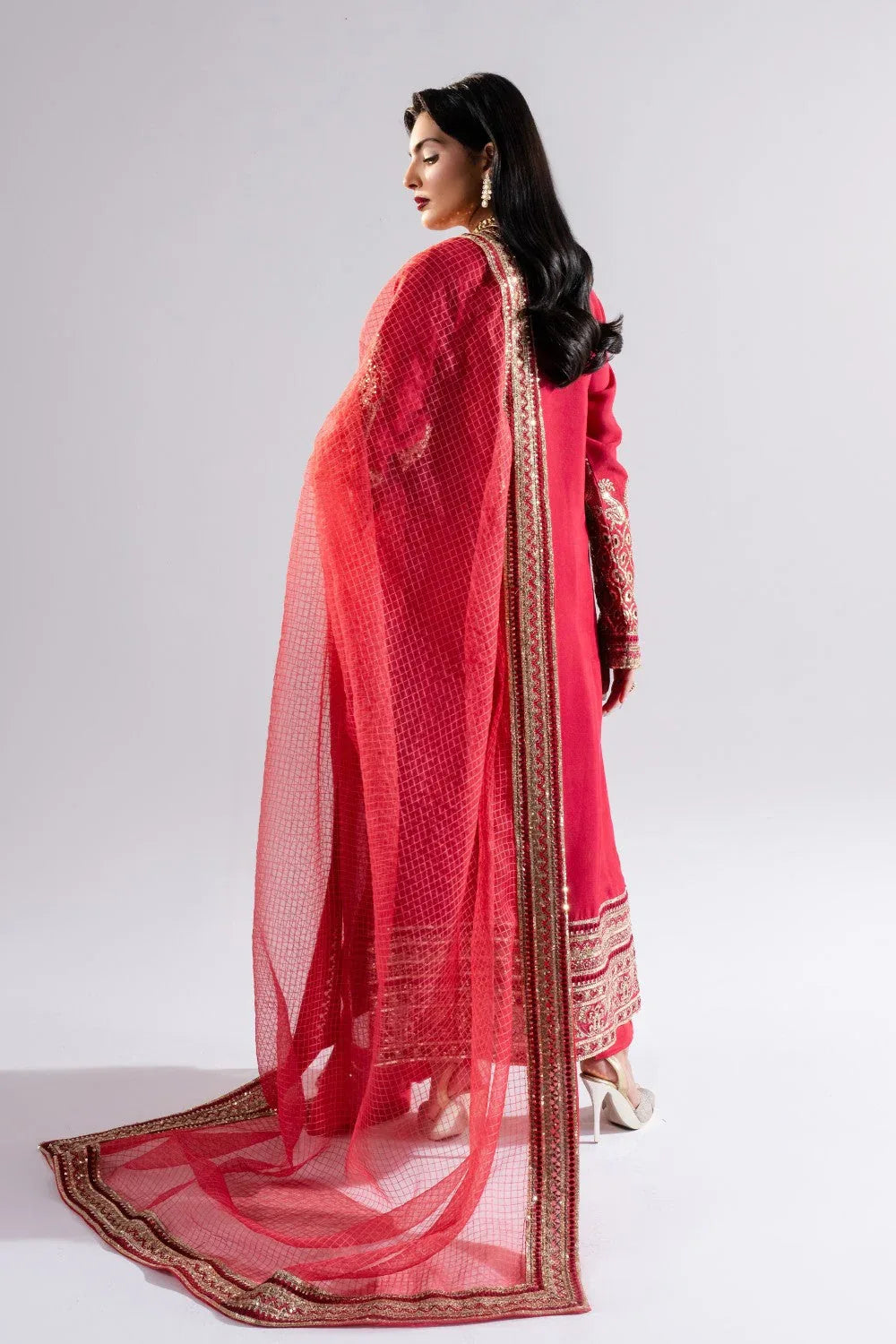 Maryum N Maria | Luna Formals | SELAH - Rang-e-Khaas