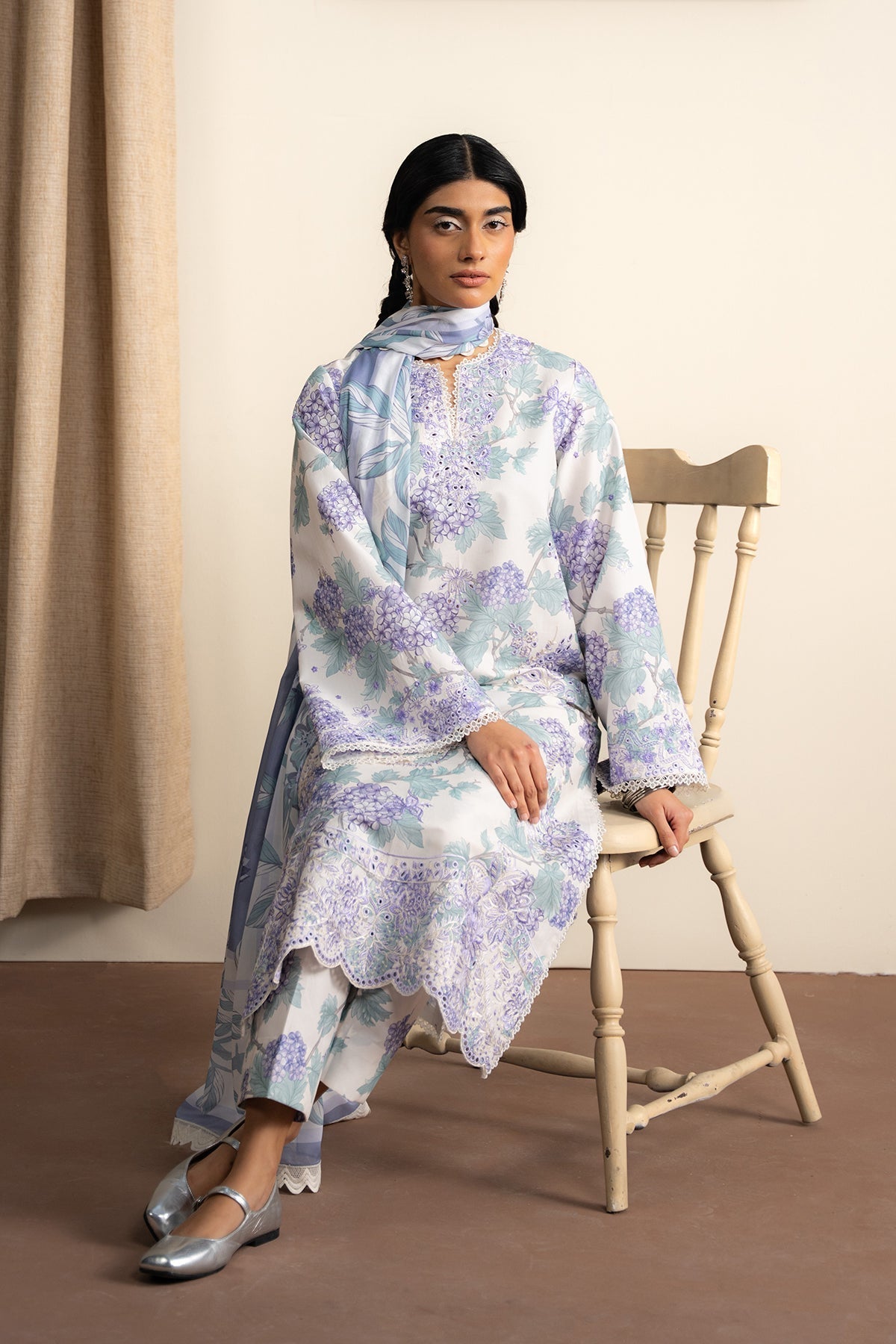 Ayzel | The Bare Minimum | BLOOMSWAY