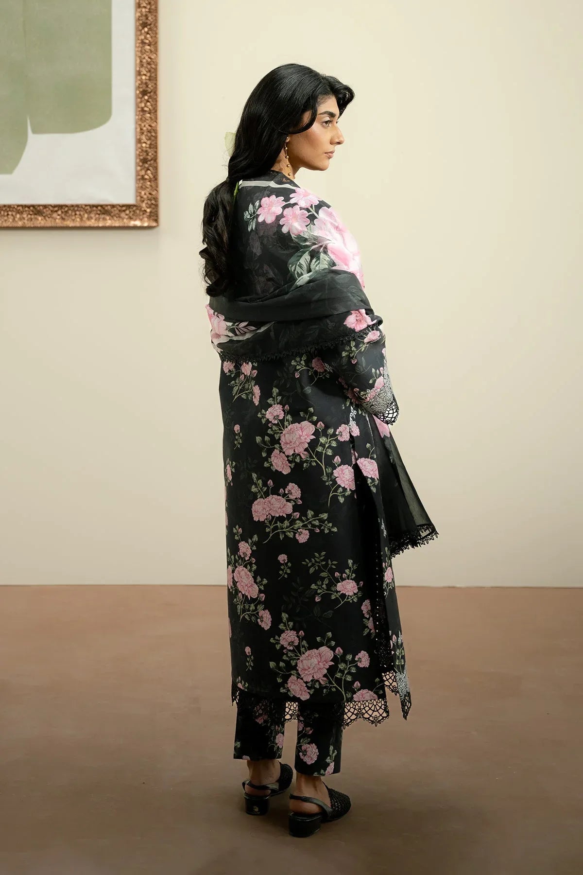 Ayzel | The Bare Minimum | ALYSSUM - Rang-e-Khaas