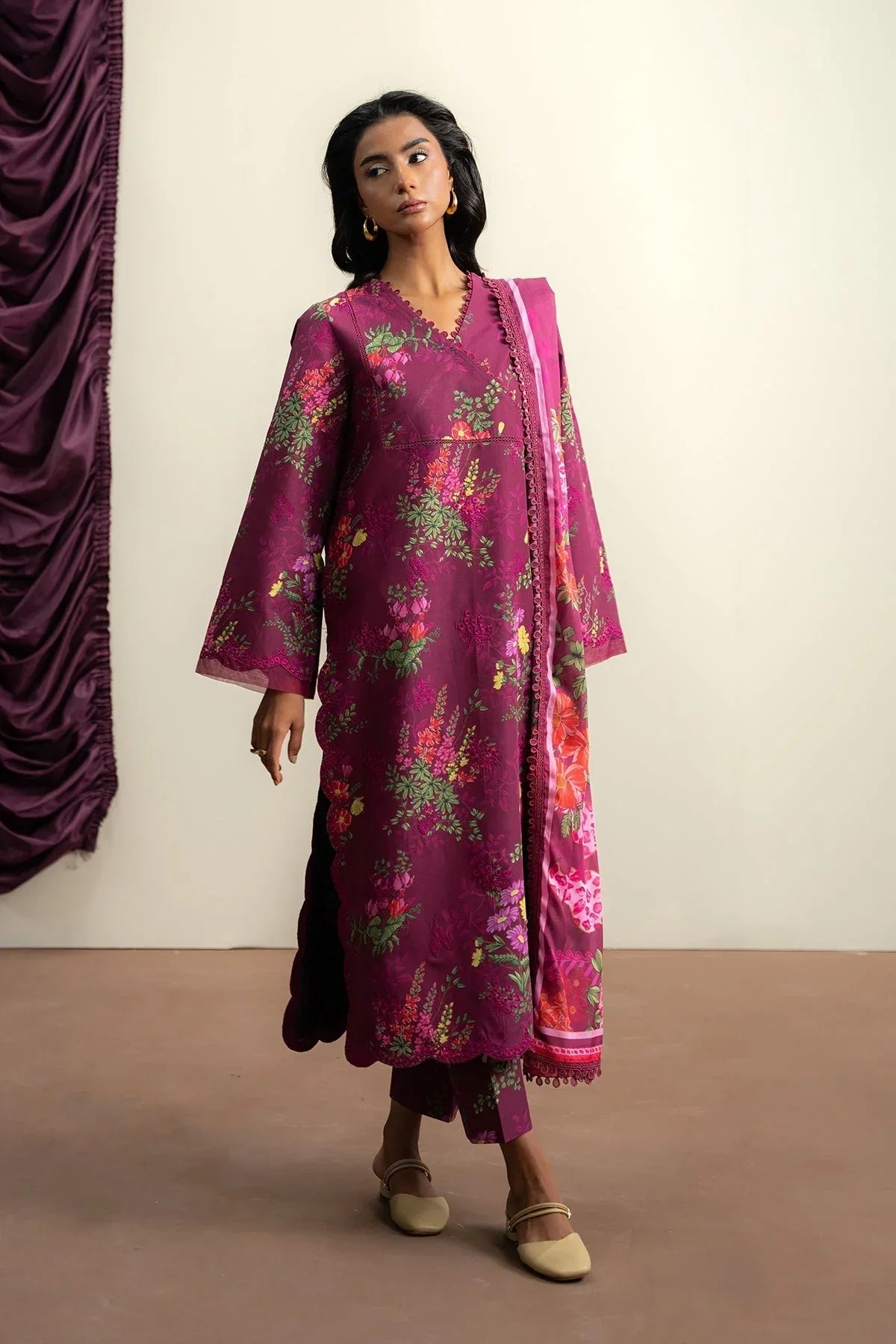 Ayzel | The Bare Minimum | DEWPETAL - Rang-e-Khaas