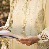 Izel | Dastak Luxury Lawn | SIRAA