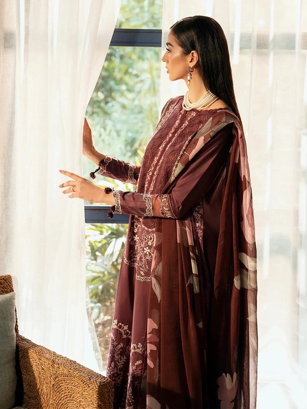 Izel | Dastak Luxury Lawn | TABEER - Rang-e-Khaas