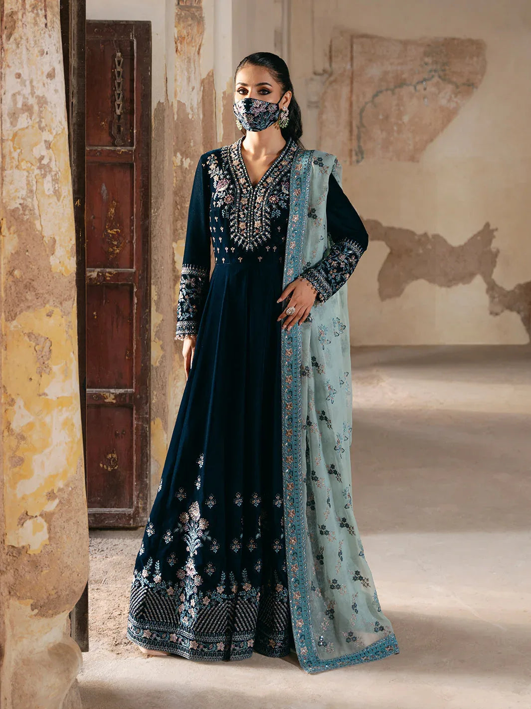Flossie | Siara Velvet Formals | V-101 - Rang-e-Khaas