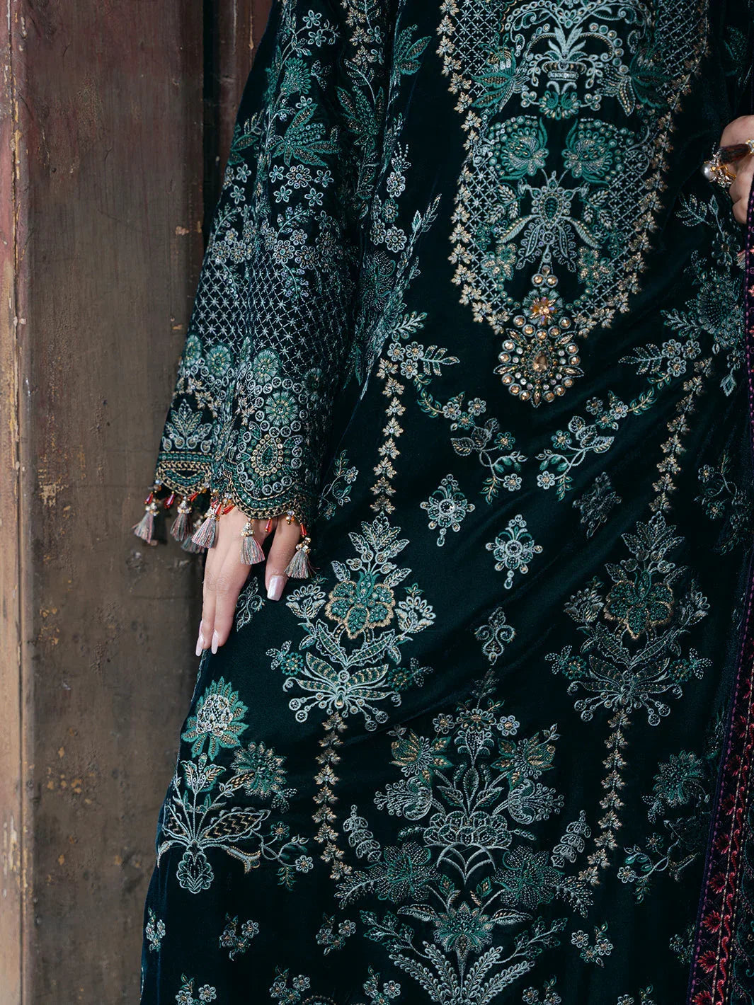 Flossie | Siara Velvet Formals | V-102 - A - Rang-e-Khaas