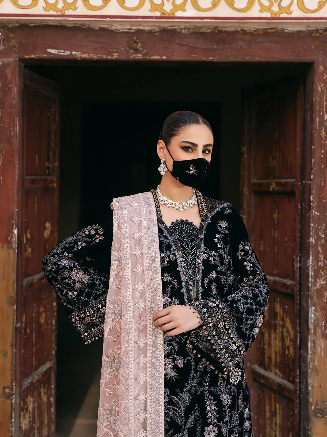 Flossie | Siara Velvet Formals | V-103 - A - Rang-e-Khaas