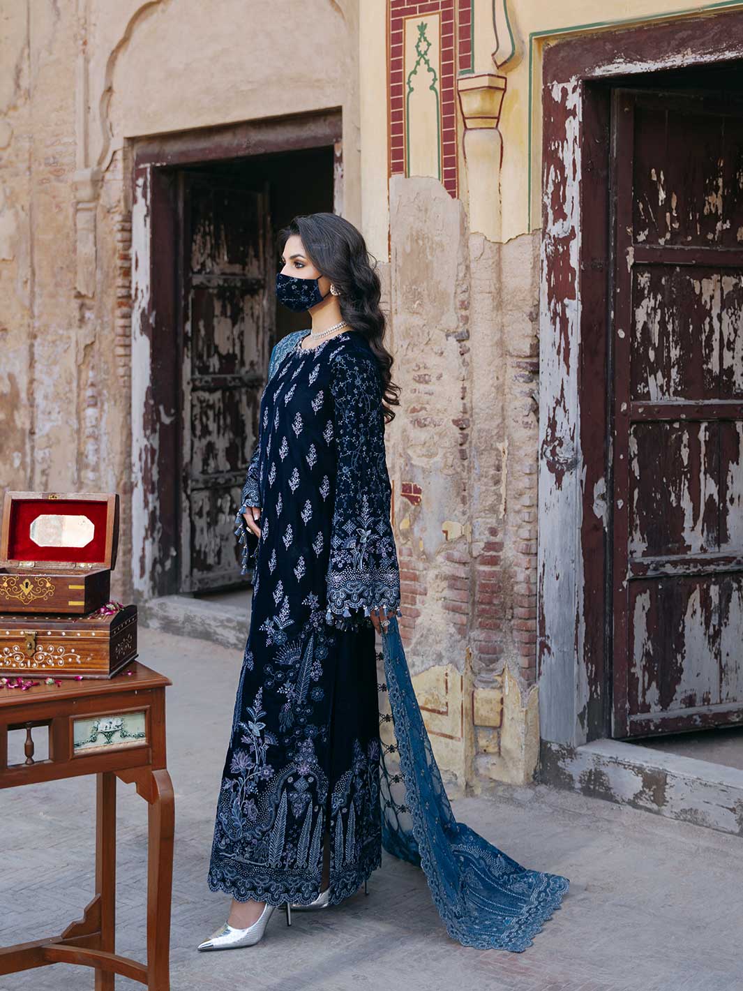 Flossie | Siara Velvet Formals | V-105 - A - Rang-e-Khaas