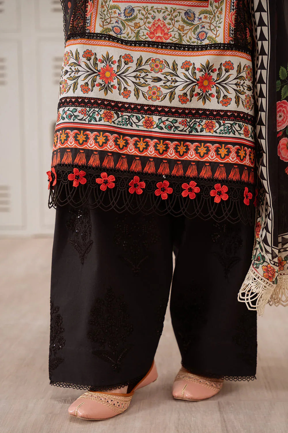 Saira Rizwan | Laanem Summer Lawn 25 | ZUMRA-A-SRL25-07 - Rang-e-Khaas