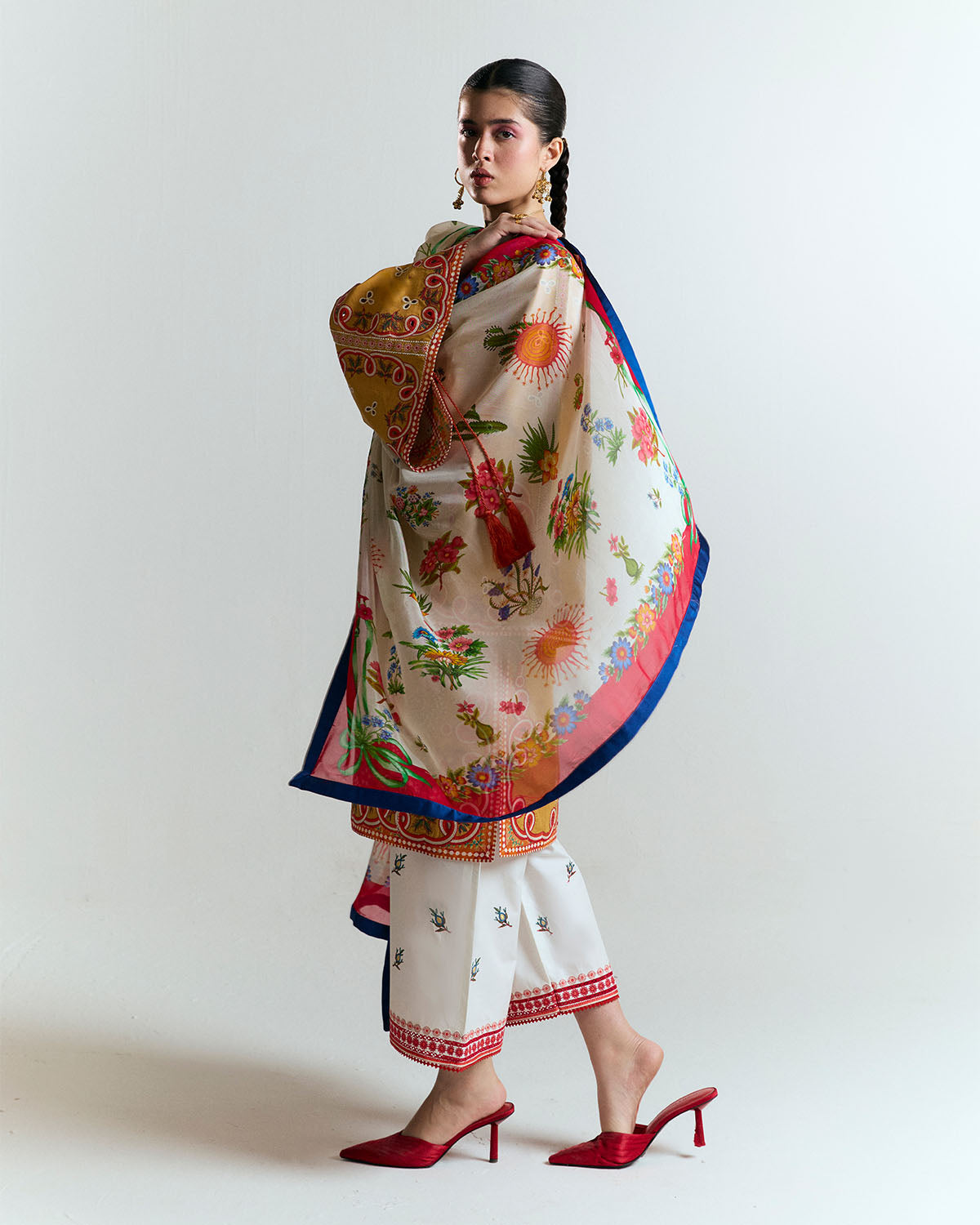 Jugnu | SS 25 |  Tanim