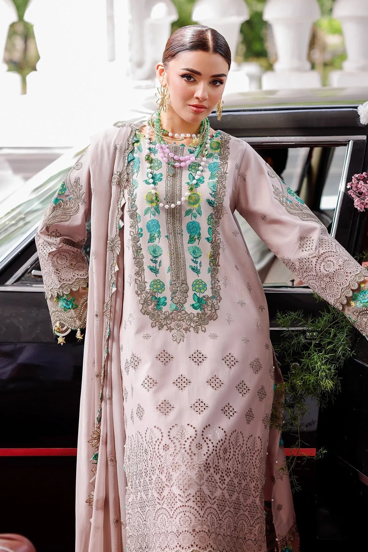 Charizma | Tabeer Lawn Vol 25 | CT5-16 - Rang-e-Khaas