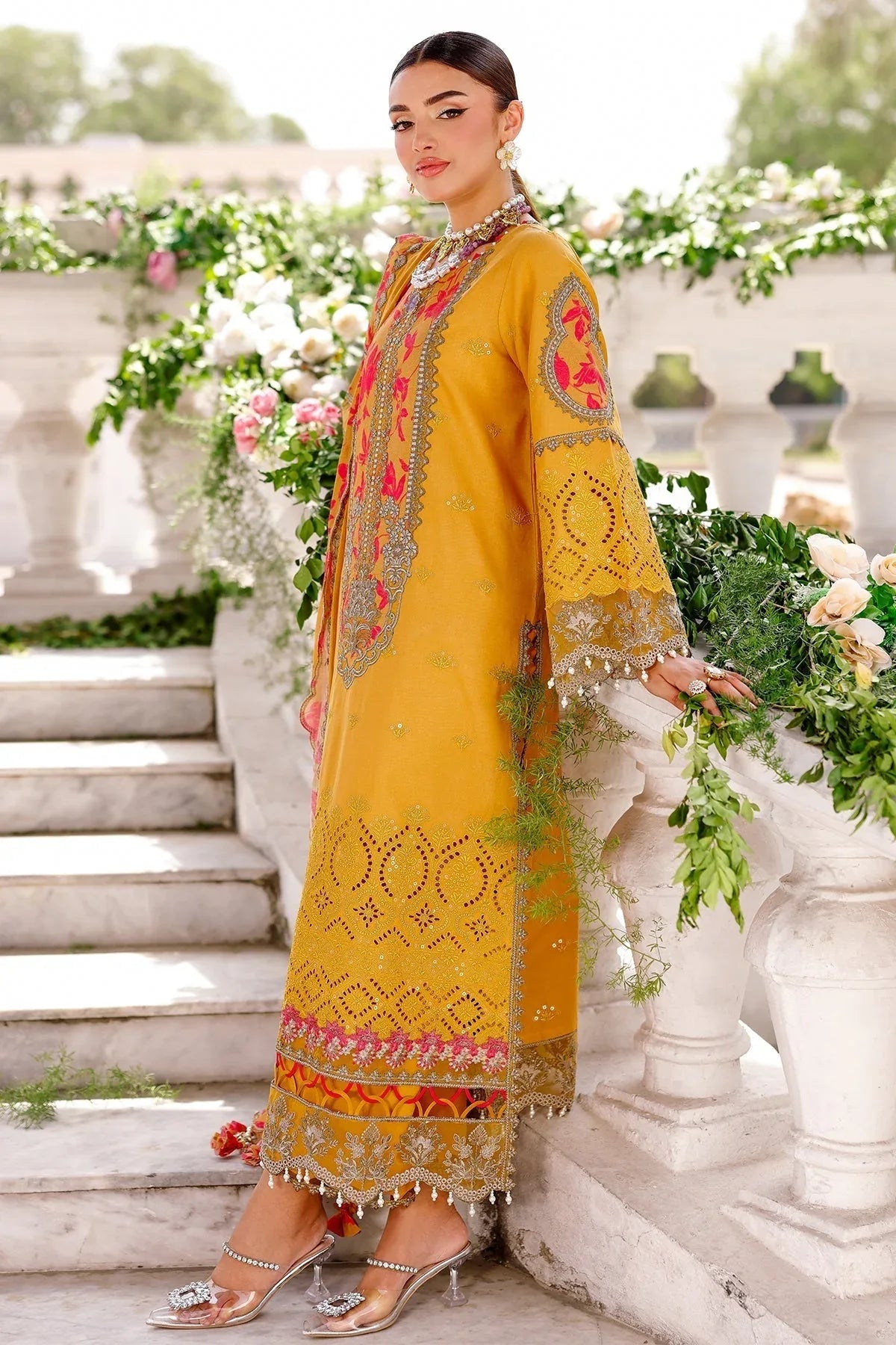 Charizma | Naranji Lawn 25 | CT5-13 - Rang-e-Khaas