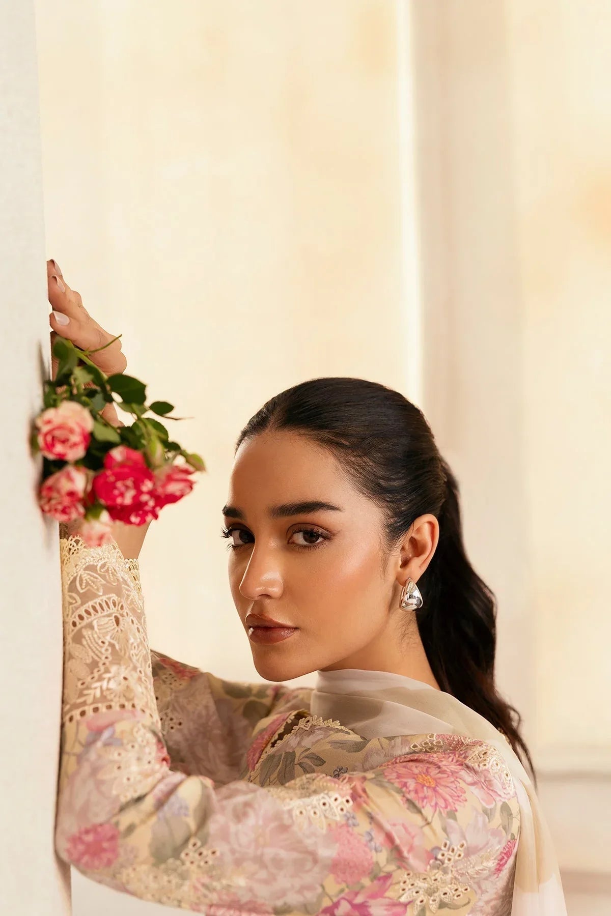 Afrozeh | Day Break | Glow Streaked - Rang-e-Khaas