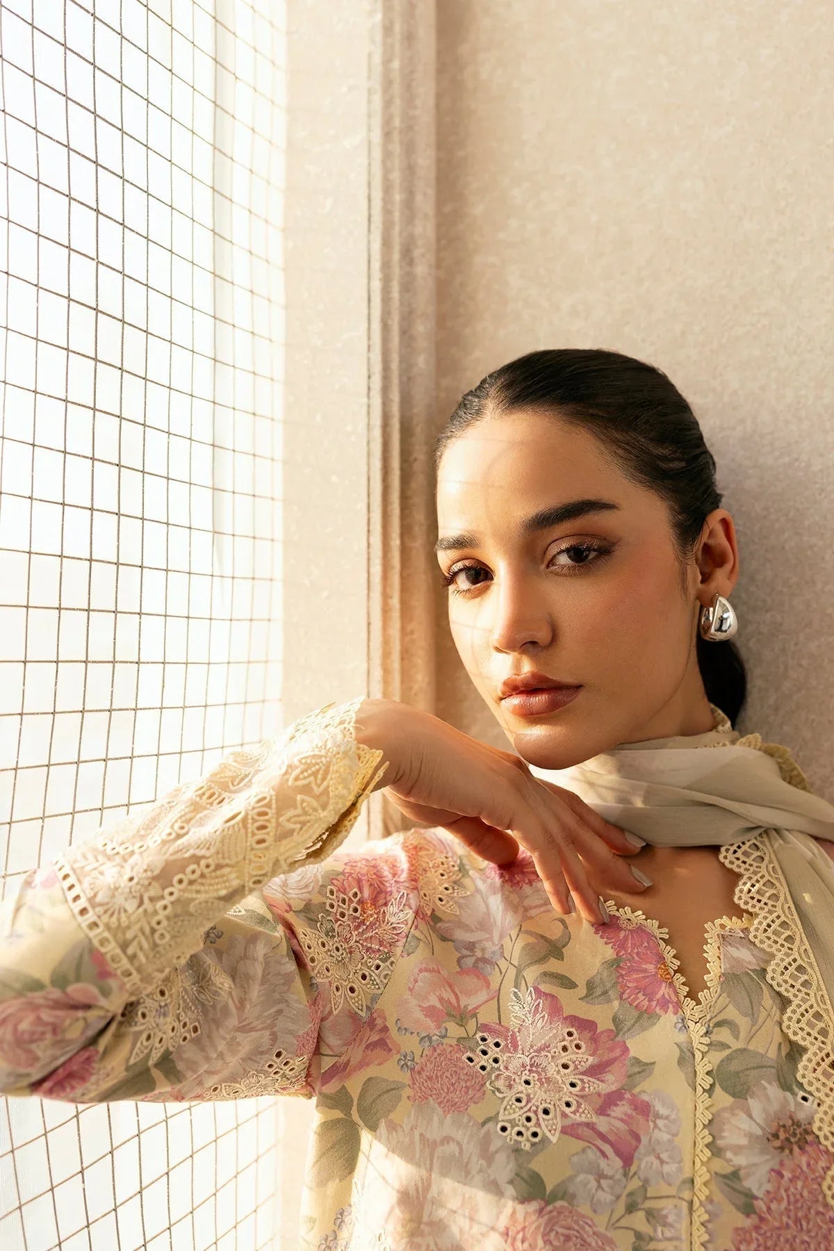 Afrozeh | Day Break | Glow Streaked - Rang-e-Khaas