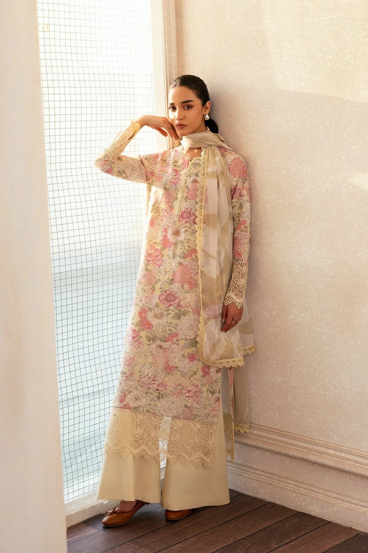 Afrozeh | Day Break | Glow Streaked - Rang-e-Khaas