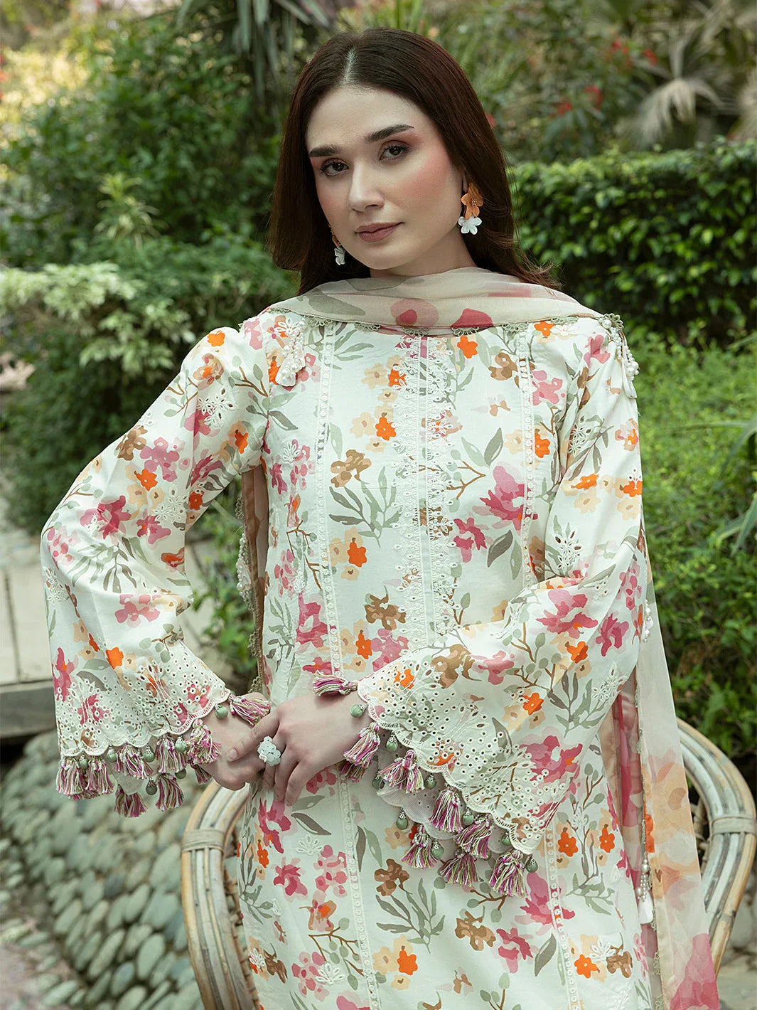 Izel | Oh Spring Lawn 25 | WISTERIA - Rang-e-Khaas