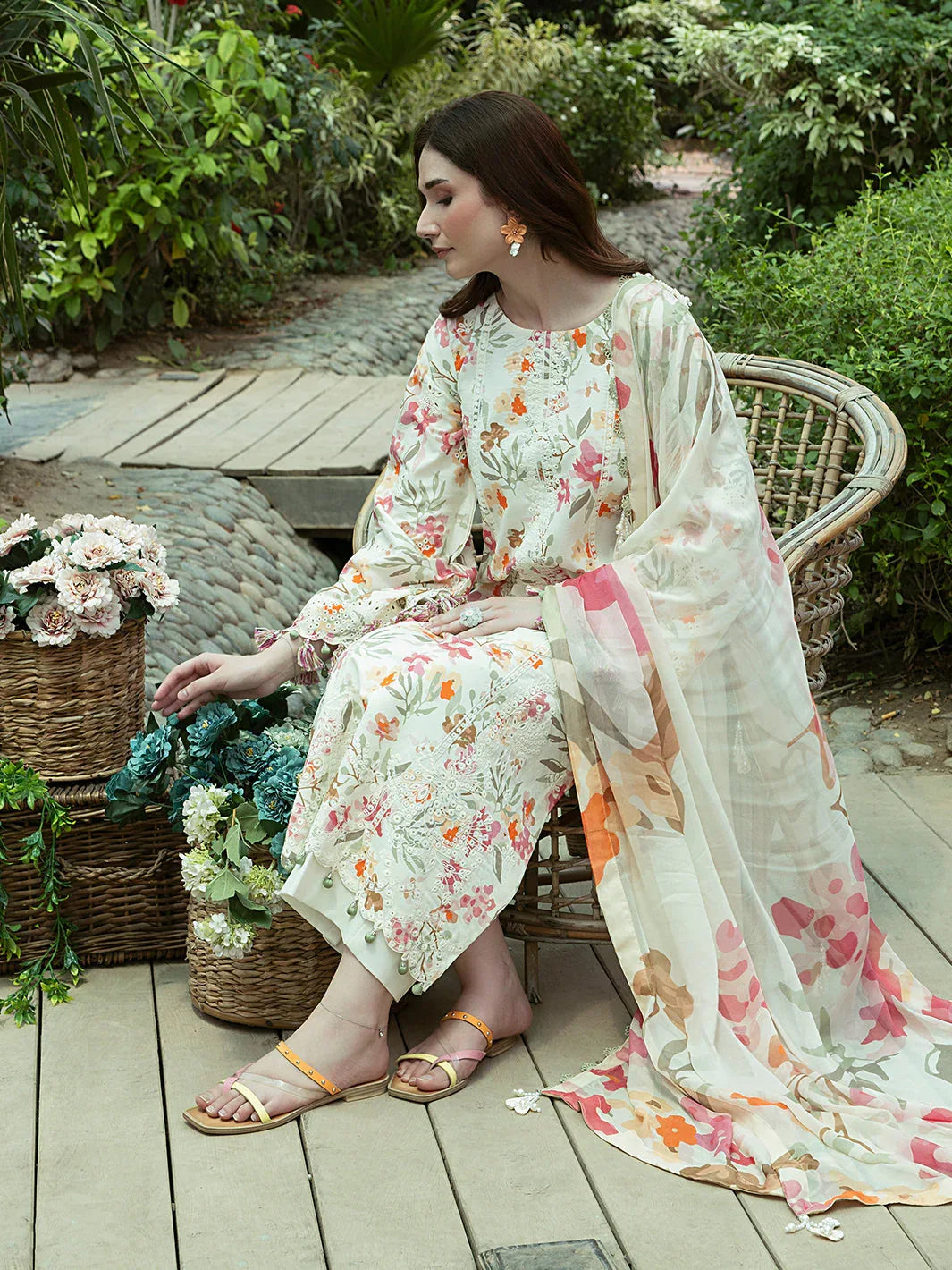 Izel | Oh Spring Lawn 25 | WISTERIA - Rang-e-Khaas