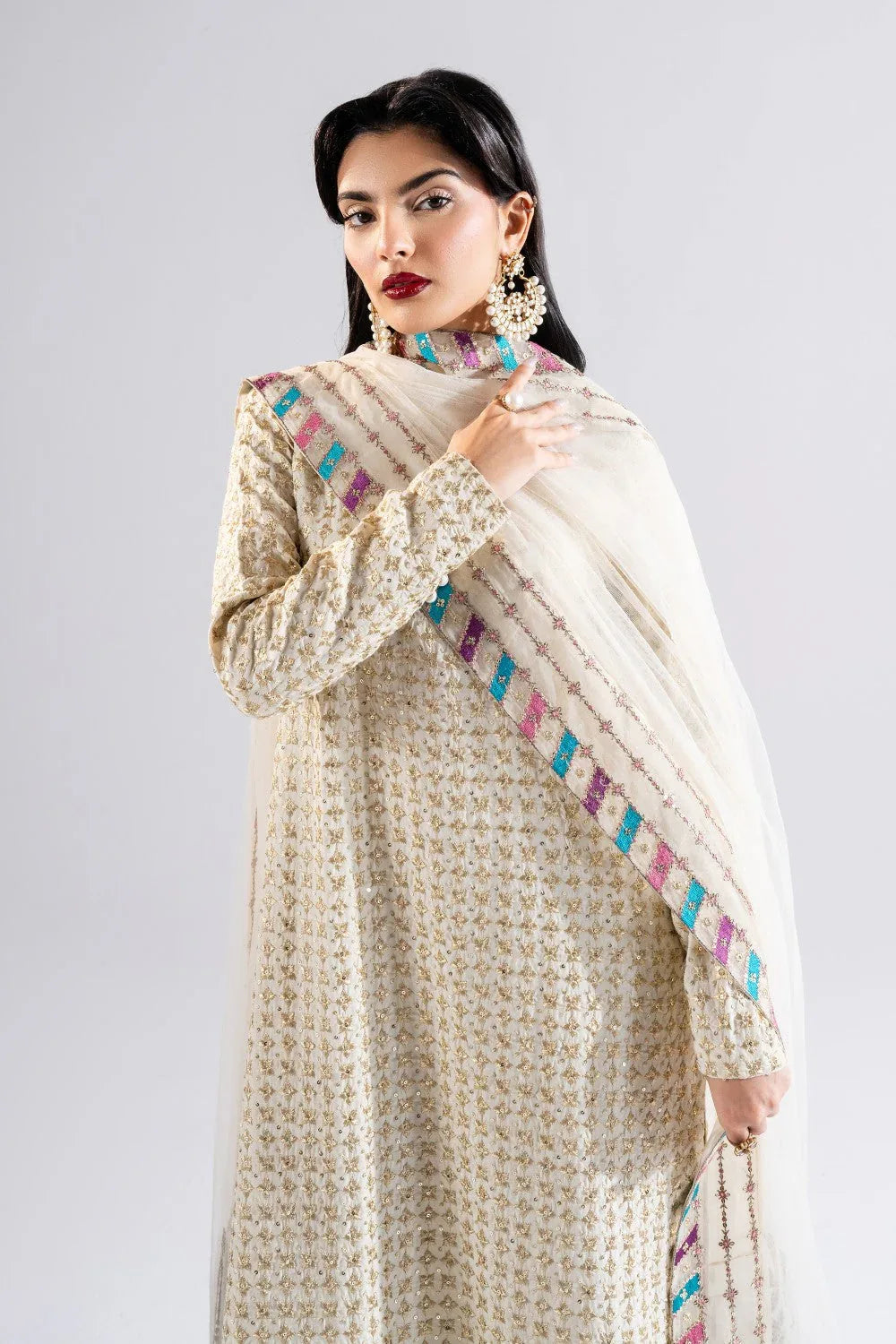 Maryum N Maria | Luna Formals | YARA - Rang-e-Khaas