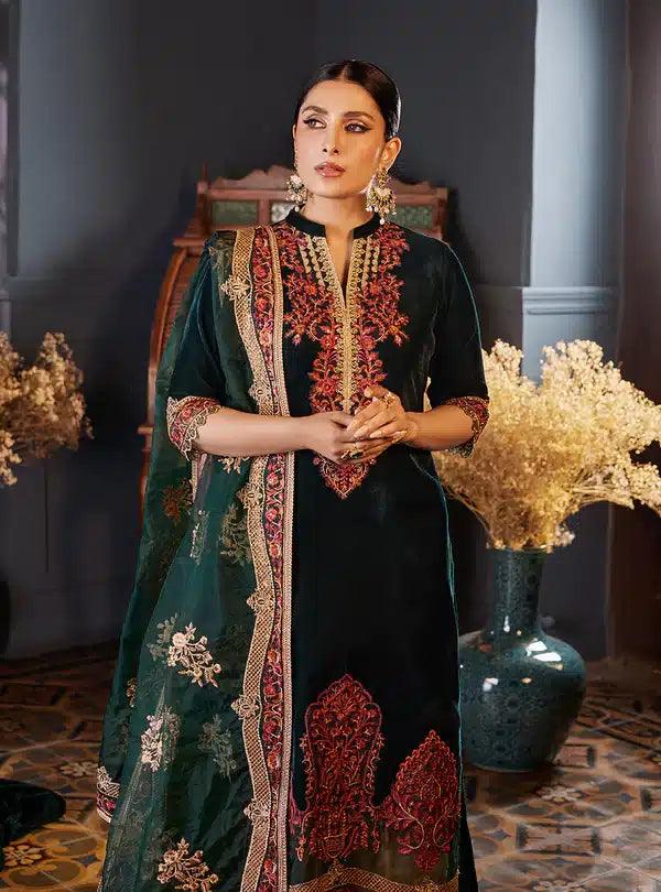 Zainab Chottani | Luxury Velvet Collection 23 | Zelena - Rang-e-Khaas
