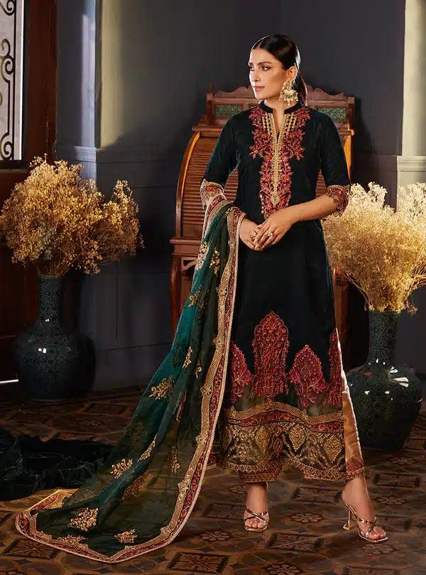 Zainab Chottani | Luxury Velvet Collection 23 | Zelena - Rang-e-Khaas